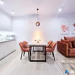 Apartment 365pam - Westin House - Basen, Jacuzzi, Sauna, Siłownia, Plac Zabaw W Cenie *